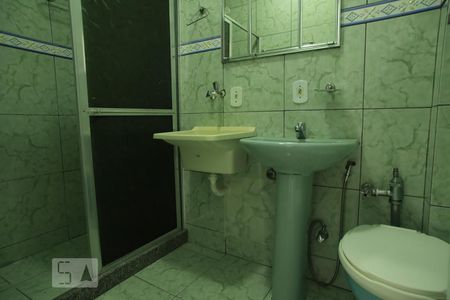 Banheiro de apartamento para alugar com 1 quarto, 35m² em Tijuca, Rio de Janeiro