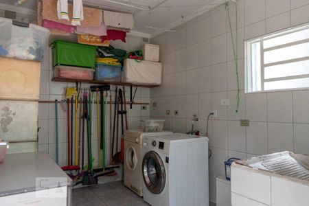 Casa para alugar com 335m², 4 quartos e 6 vagasÁrea de Serviço