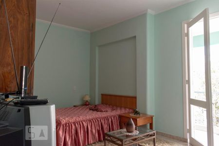 Casa para alugar com 335m², 4 quartos e 6 vagasQuarto 2
