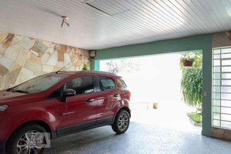 Casa para alugar com 335m², 4 quartos e 6 vagasGaragem