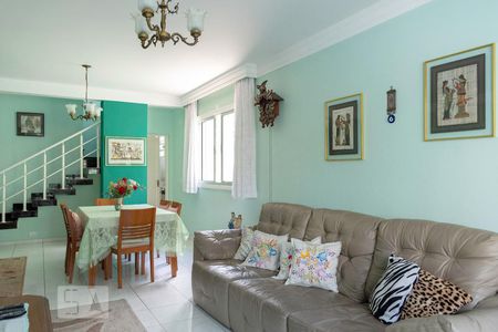 Sala de casa para alugar com 4 quartos, 335m² em Vila Monumento, São Paulo