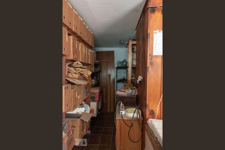 Casa para alugar com 335m², 4 quartos e 6 vagasPorão