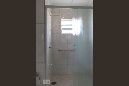 Casa para alugar com 335m², 4 quartos e 6 vagasBanheiro Corredor