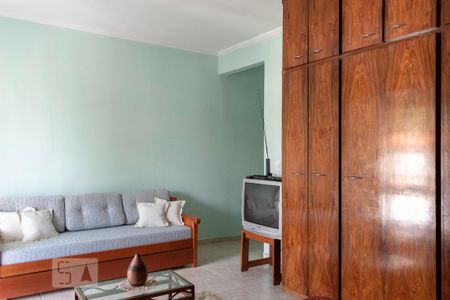 Casa para alugar com 335m², 4 quartos e 6 vagasQuarto 2