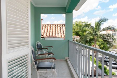 Casa para alugar com 335m², 4 quartos e 6 vagasSacada
