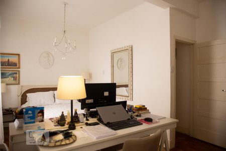 Apartamento à venda com 110m², 3 quartos e sem vaga Apartamento à venda com 110m², 3 quartos e sem vagaQuarto
