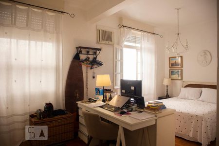 Apartamento à venda com 110m², 3 quartos e sem vaga Apartamento à venda com 110m², 3 quartos e sem vagaQuarto