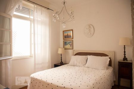 Apartamento à venda com 110m², 3 quartos e sem vaga Apartamento à venda com 110m², 3 quartos e sem vagaQuarto