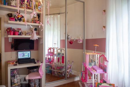 Apartamento à venda com 110m², 3 quartos e sem vaga Apartamento à venda com 110m², 3 quartos e sem vagaQuarto