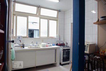 Apartamento à venda com 110m², 3 quartos e sem vaga Apartamento à venda com 110m², 3 quartos e sem vagaCozinha