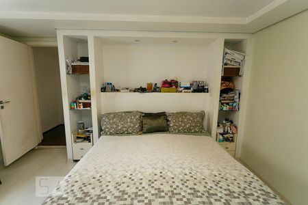 Casa à venda com 450m², 4 quartos e 6 vagas Casa à venda com 450m², 4 quartos e 6 vagassuíte-2