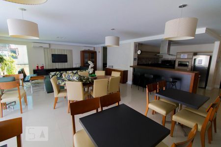 Apartamento para alugar com 74m², 2 quartos e 1 vagaSalão de Festas
