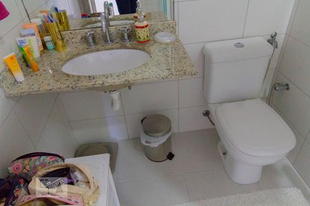 Apartamento para alugar com 74m², 2 quartos e 1 vagaBanheiro Social