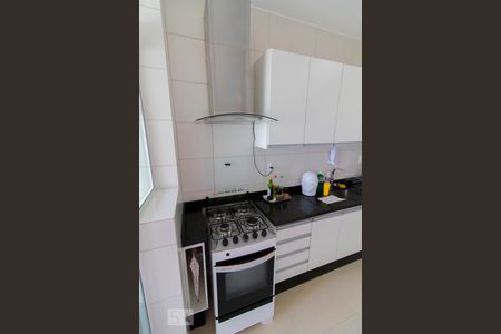 Apartamento para alugar com 74m², 2 quartos e 1 vagaCozinha