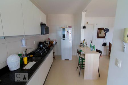 Apartamento para alugar com 74m², 2 quartos e 1 vagaCozinha