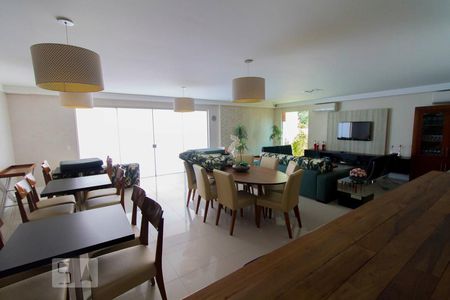 Apartamento para alugar com 74m², 2 quartos e 1 vagaSalão de Festas