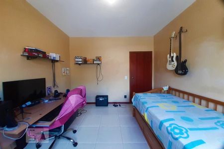 Apartamento à venda com 85m², 2 quartos e 2 vagasQuarto 2