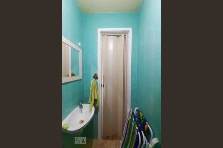 Apartamento à venda com 85m², 2 quartos e 2 vagasBanheiro de Serviço