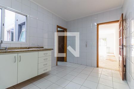 Casa à venda com 140m², 3 quartos e 4 vagas Casa à venda com 140m², 3 quartos e 4 vagasCozinha