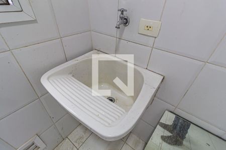 Casa à venda com 140m², 3 quartos e 4 vagas Casa à venda com 140m², 3 quartos e 4 vagasÁrea de Serviço - Tanque
