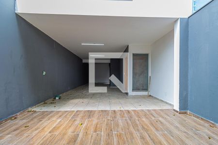 Casa à venda com 140m², 3 quartos e 4 vagas Casa à venda com 140m², 3 quartos e 4 vagasGaragem