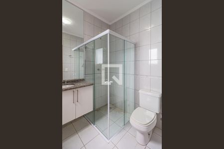 Casa à venda com 140m², 3 quartos e 4 vagas Casa à venda com 140m², 3 quartos e 4 vagasBanheiro da Suite