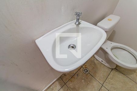 Casa à venda com 140m², 3 quartos e 4 vagas Casa à venda com 140m², 3 quartos e 4 vagasGaragem - Banheiro - Pia