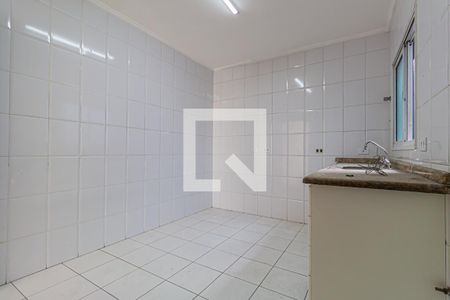 Casa à venda com 140m², 3 quartos e 4 vagas Casa à venda com 140m², 3 quartos e 4 vagasCozinha