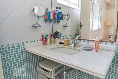 Apartamento à venda com 140m², 3 quartos e 1 vagaÁrea de Serviço