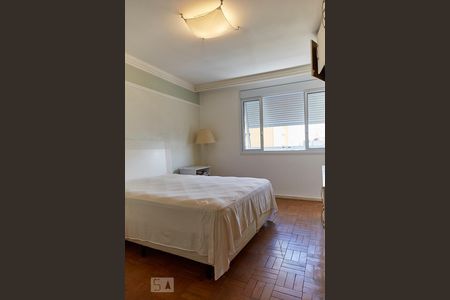 Apartamento à venda com 140m², 3 quartos e 1 vagaÁrea de Serviço