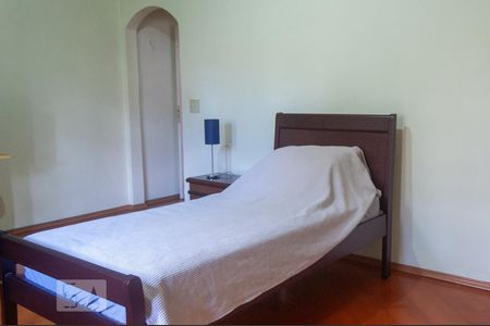 Casa à venda com 360m², 3 quartos e 3 vagasQuarto 2 - Suíte