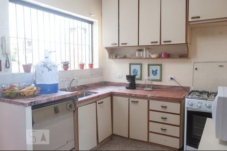 Casa à venda com 360m², 3 quartos e 3 vagasCozinha