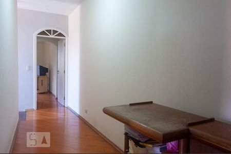 Casa à venda com 360m², 3 quartos e 3 vagasCorredor