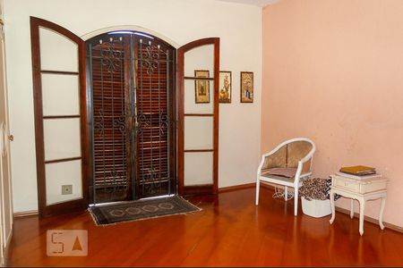 Casa à venda com 360m², 3 quartos e 3 vagasQuarto 4 - Suíte