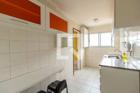 Apartamento para alugar com 68m², 2 quartos e 2 vagasCozinha 