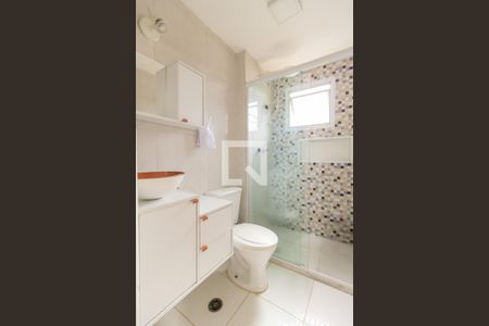 Apartamento para alugar com 68m², 2 quartos e 2 vagasBanheiro 