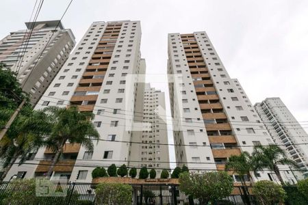 Apartamento para alugar com 68m², 2 quartos e 2 vagasFachada