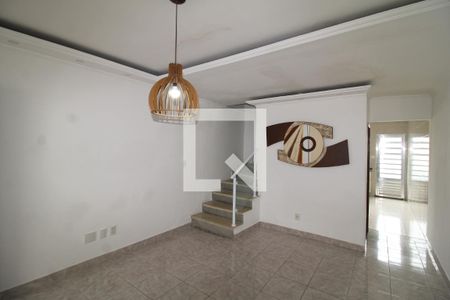 Sala de casa à venda com 2 quartos, 100m² em Vila Paulicéia, São Paulo