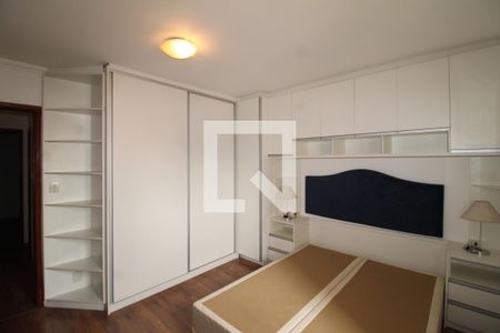 Quarto 1 de casa à venda com 2 quartos, 100m² em Vila Paulicéia, São Paulo