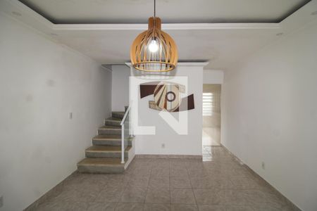 Sala de casa à venda com 2 quartos, 100m² em Vila Paulicéia, São Paulo