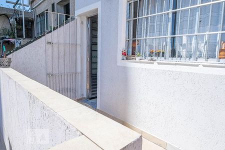 Casa para alugar com 100m², 2 quartos e 1 vagaÁrea de Serviço