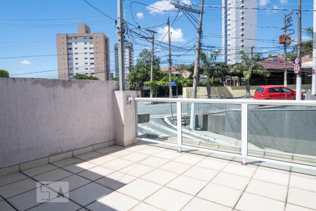 Varanda de casa à venda com 2 quartos, 100m² em Vila Paulicéia, São Paulo