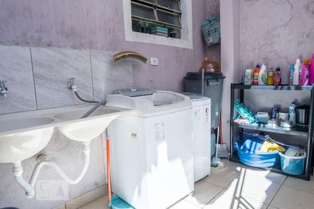 Casa para alugar com 100m², 2 quartos e 1 vagaÁrea de Serviço