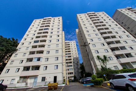 Apartamento para alugar com 64m², 2 quartos e 1 vaga Apartamento para alugar com 64m², 2 quartos e 1 vagaFachada