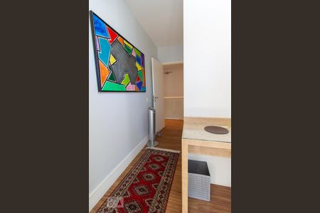 Apartamento para alugar com 220m², 3 quartos e 3 vagas Apartamento para alugar com 220m², 3 quartos e 3 vagasEscritório