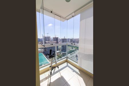 Apartamento para alugar com 220m², 3 quartos e 3 vagas Apartamento para alugar com 220m², 3 quartos e 3 vagasVaranda da Suíte 1