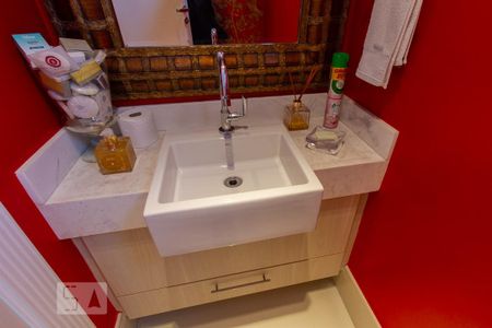 Apartamento para alugar com 220m², 3 quartos e 3 vagas Apartamento para alugar com 220m², 3 quartos e 3 vagasLavabo