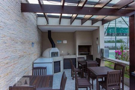 Apartamento para alugar com 220m², 3 quartos e 3 vagas Apartamento para alugar com 220m², 3 quartos e 3 vagasÁrea Comum - Churrasqueira