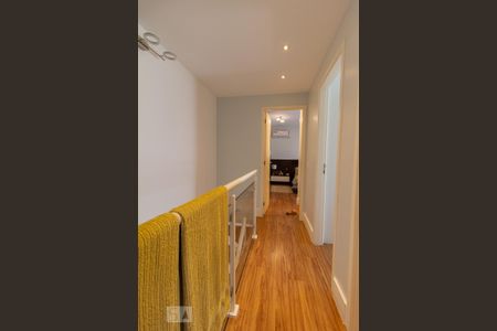 Apartamento para alugar com 220m², 3 quartos e 3 vagas Apartamento para alugar com 220m², 3 quartos e 3 vagasCorredor