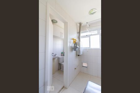 Apartamento para alugar com 220m², 3 quartos e 3 vagas Apartamento para alugar com 220m², 3 quartos e 3 vagasLavanderia